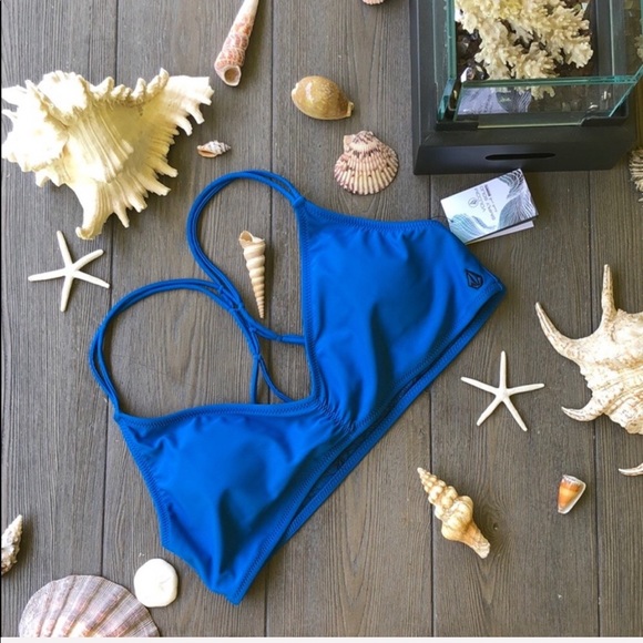 🌴🌼VOLCOM- BIKINI TOP🌼🌴 - Picture 3 of 8